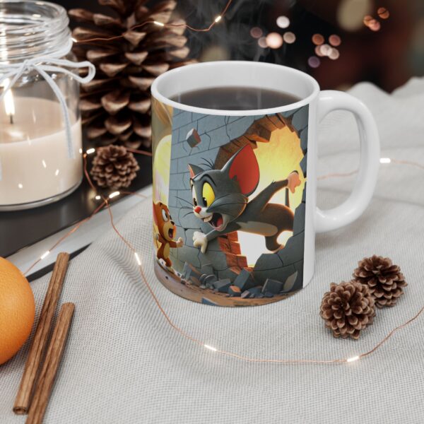🐱🐭 Tom & Jerry Chase Mug – Sip the Classic Cat & Mouse Fun! ☕🎉 - Image 2