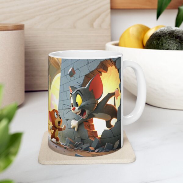 🐱🐭 Tom & Jerry Chase Mug – Sip the Classic Cat & Mouse Fun! ☕🎉 - Image 4